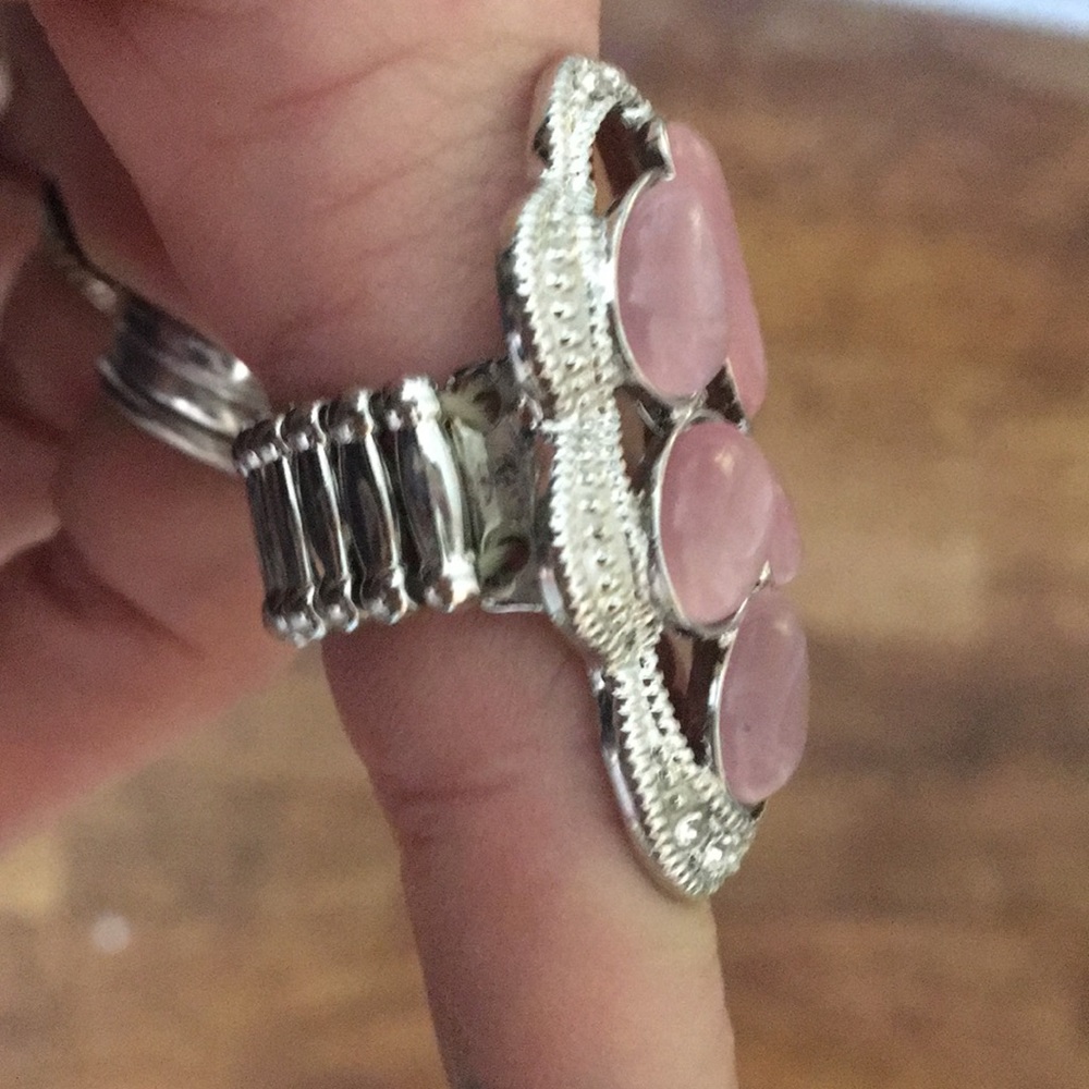 Rings - Picture 3 of 6